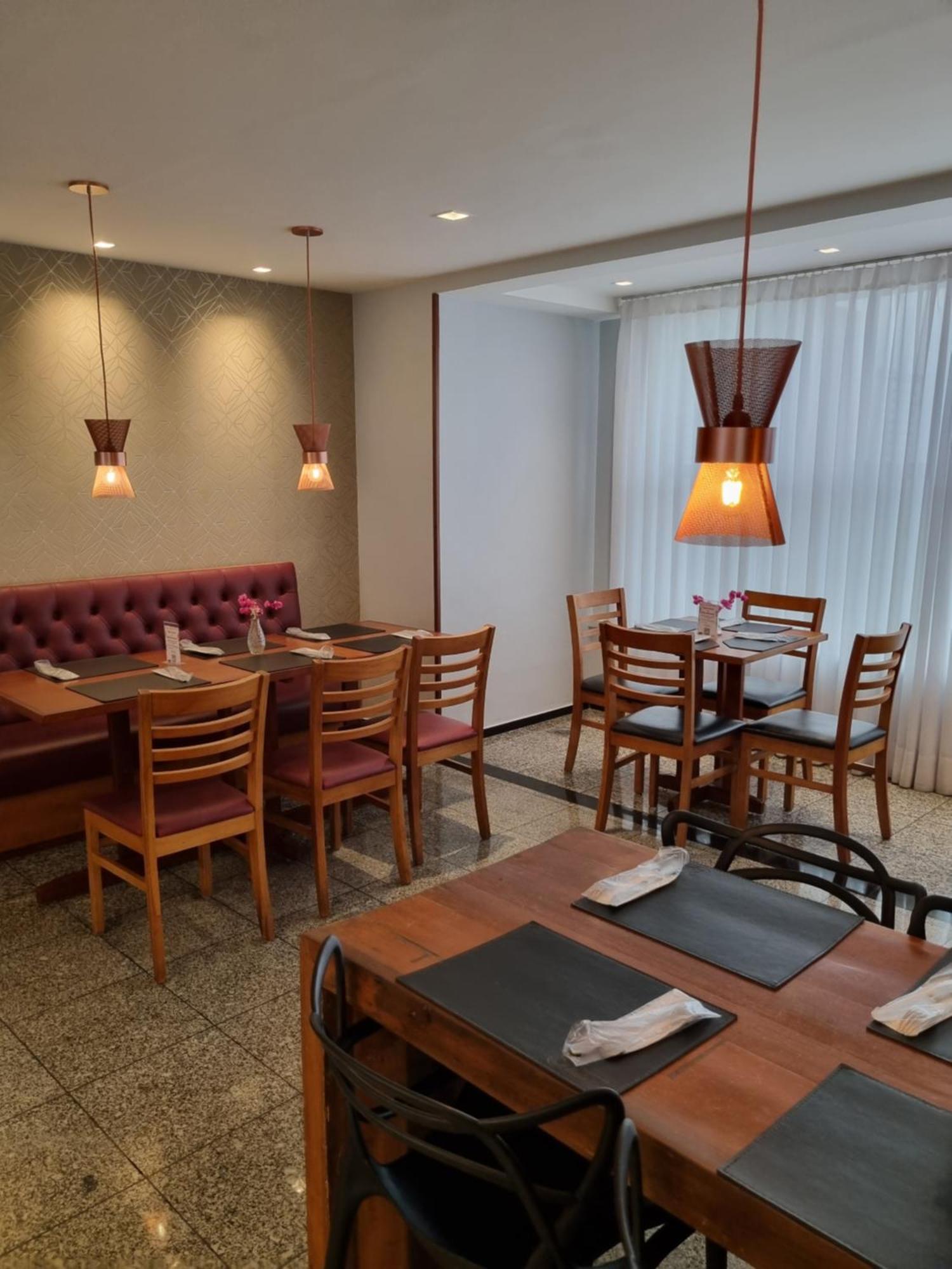 Max Savassi Luxury Apartment เบโลโอรีซอนชี ภายนอก รูปภาพ