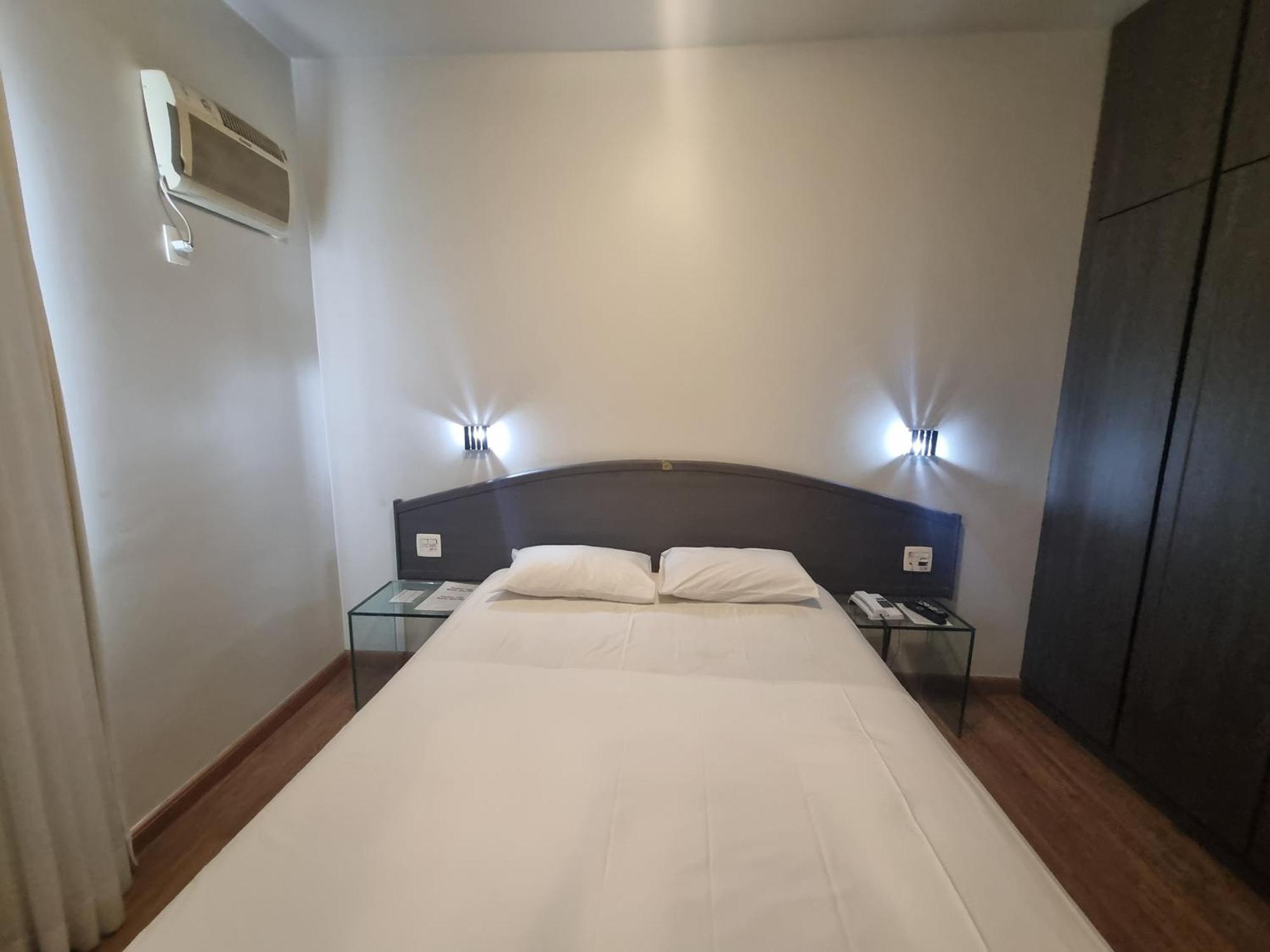 Max Savassi Luxury Apartment เบโลโอรีซอนชี ภายนอก รูปภาพ